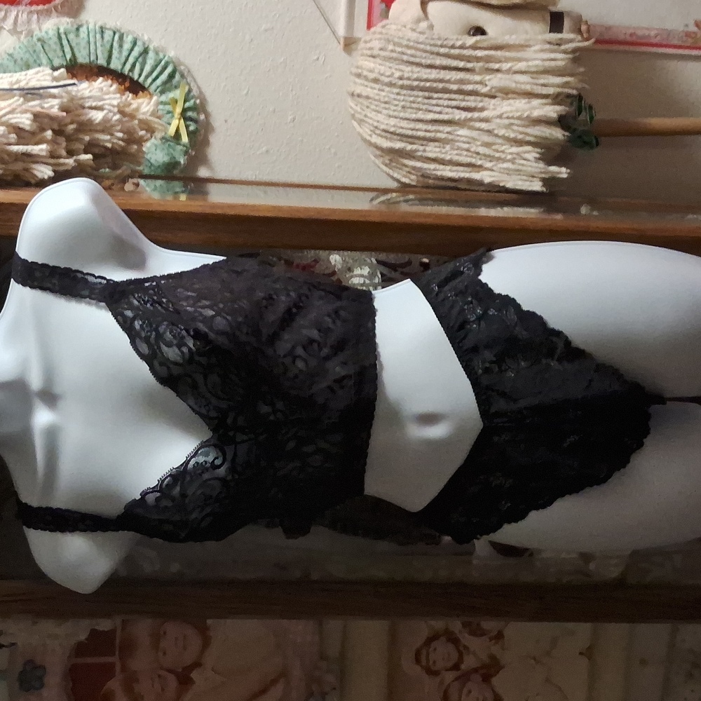 NWOT,Vintage 90's,Sexy,Black LACE,2-PC, Cami Top & Panty Set🖤